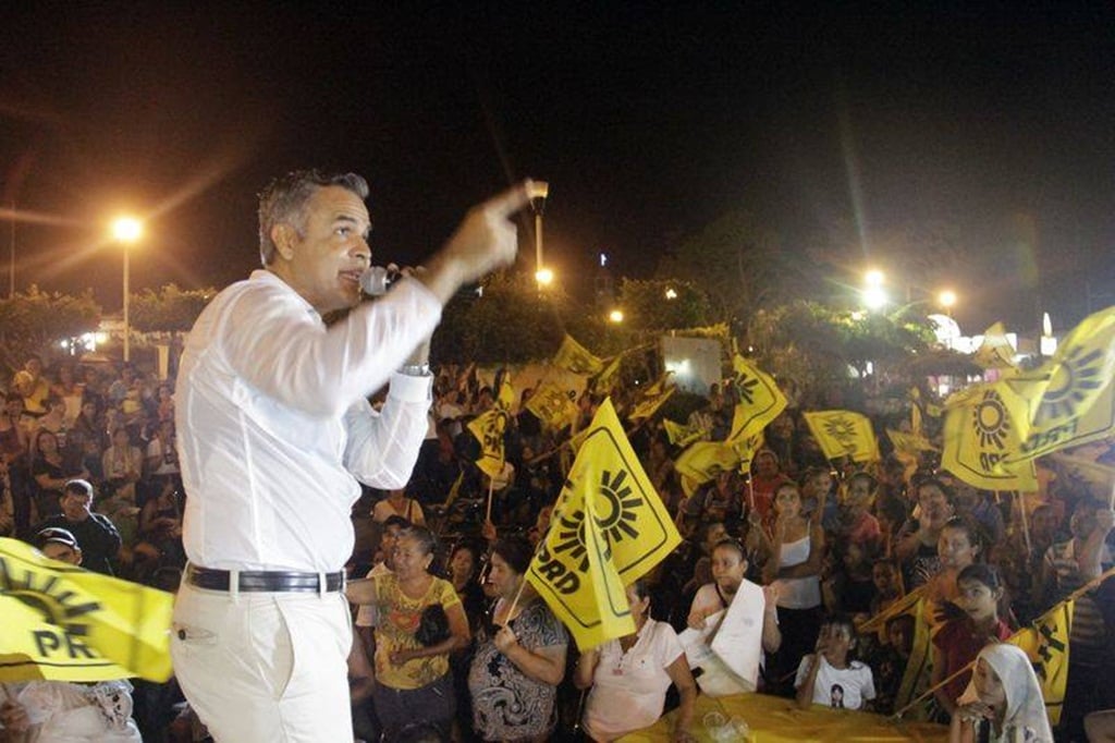 cierre de campaña de omar lopez en armería