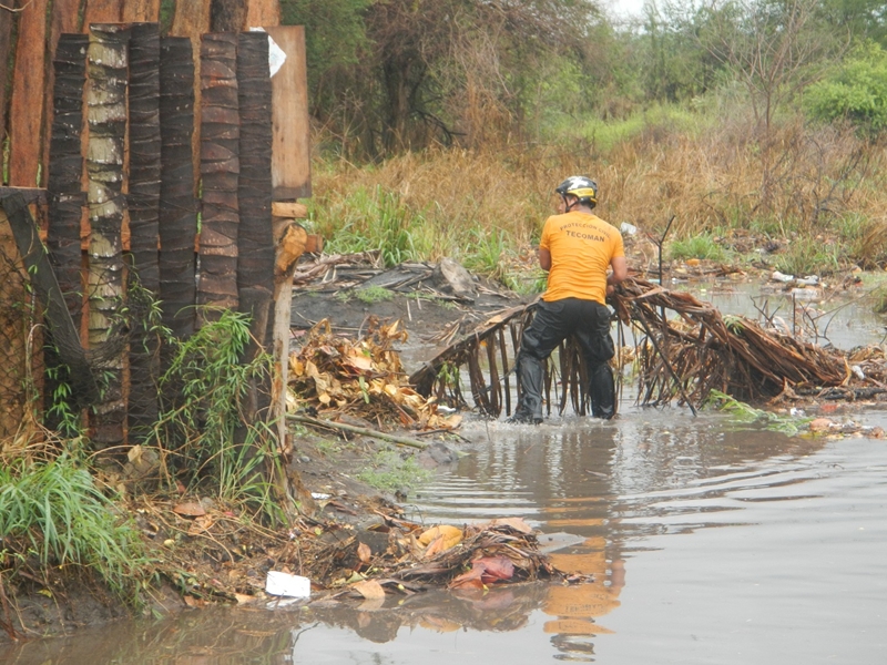 daños ppor lluviias en tecomán