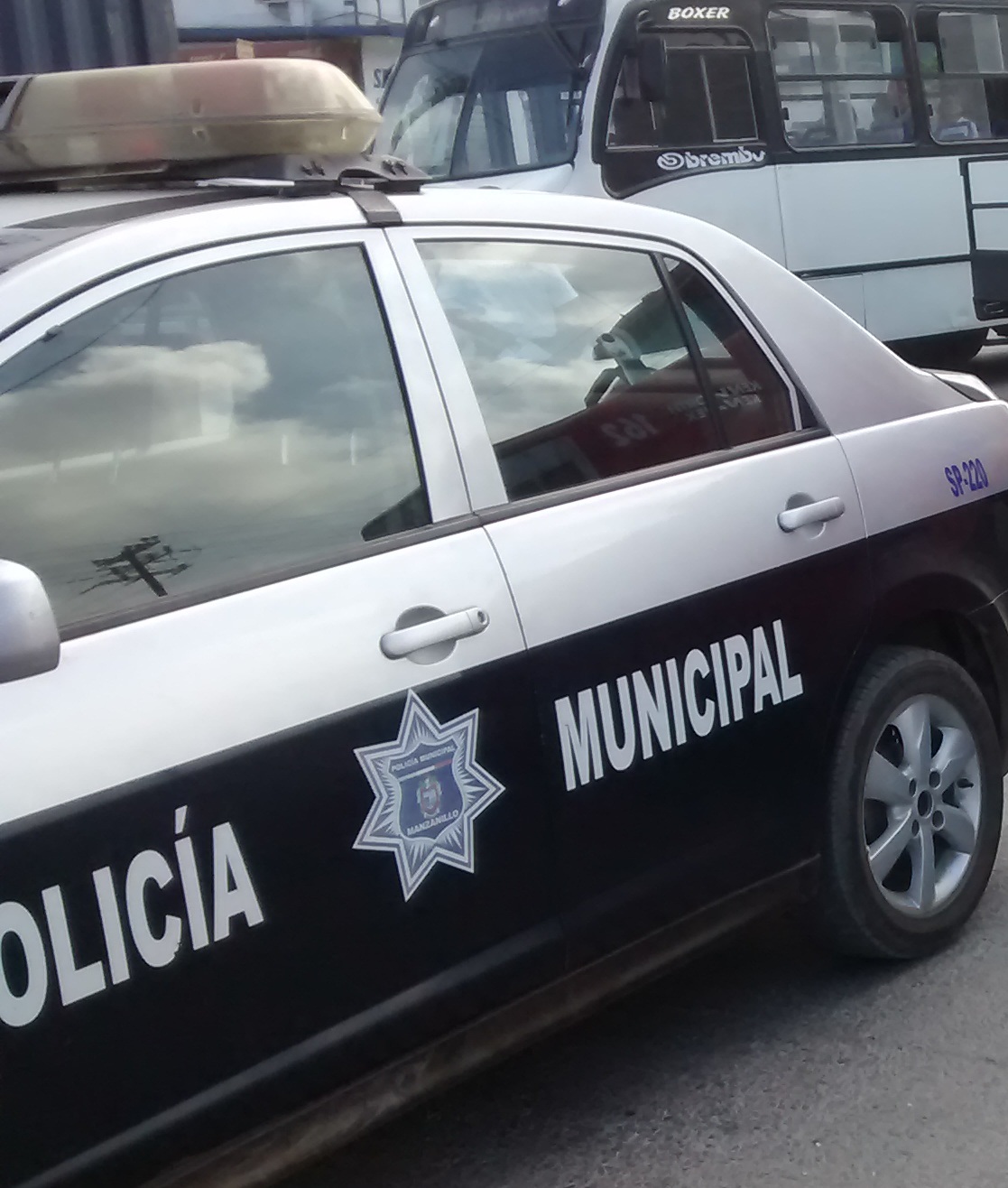 policia KIOSCO