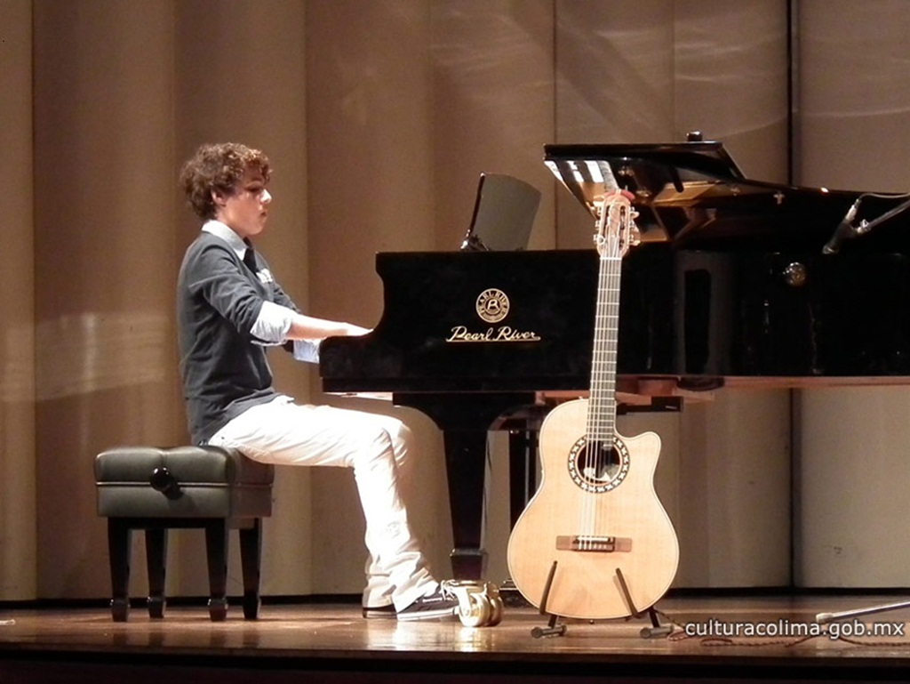 Alumnos del taller de piano