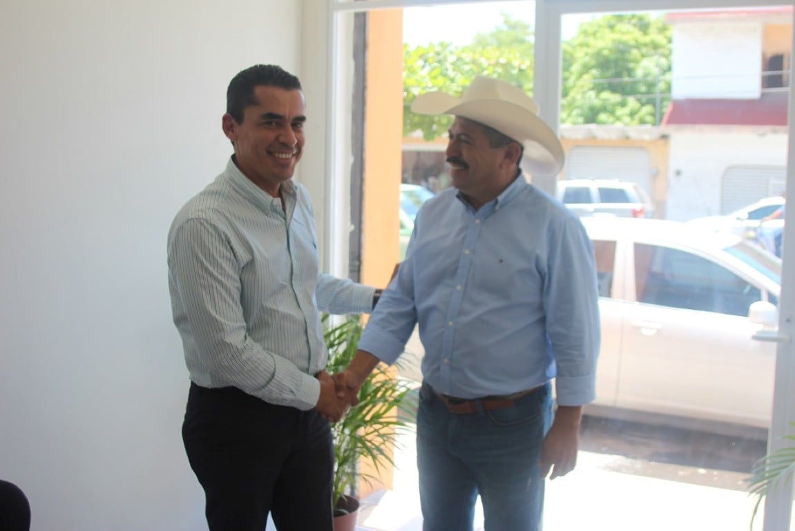 Lupillo con BANOBRAS (Medium)