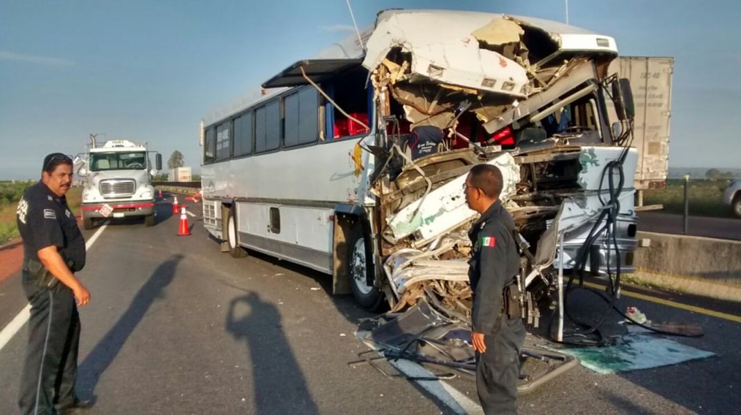 accidente Tepatitlán peregrinos cuyutlán
