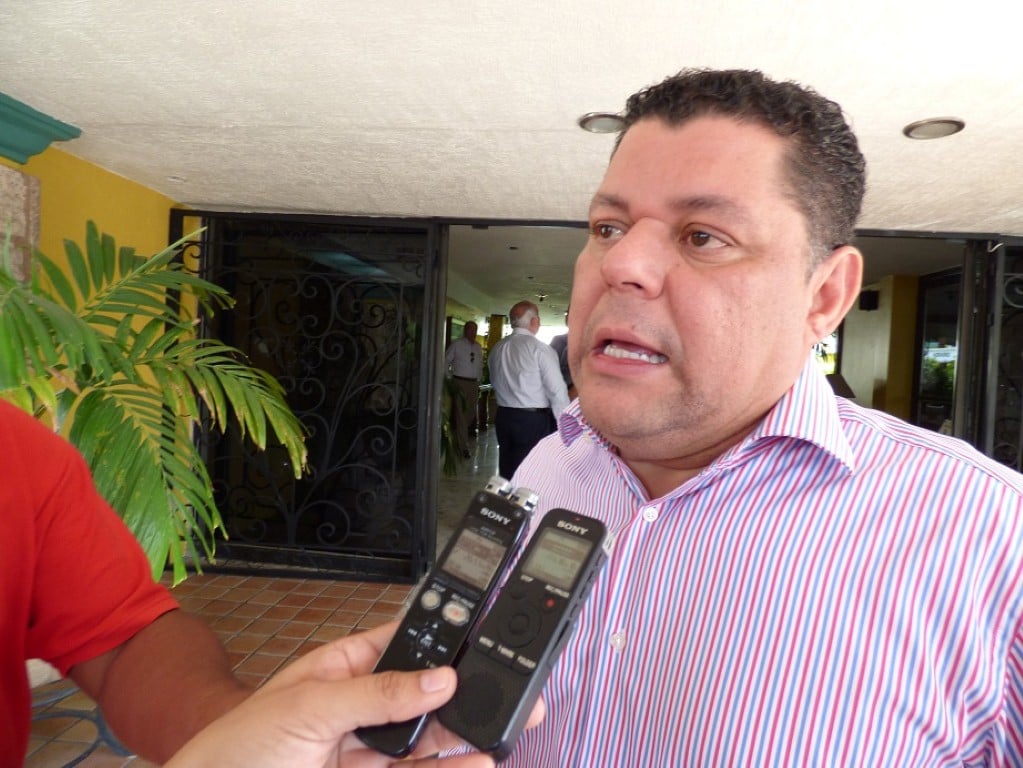 virgilio mendoza (Medium)