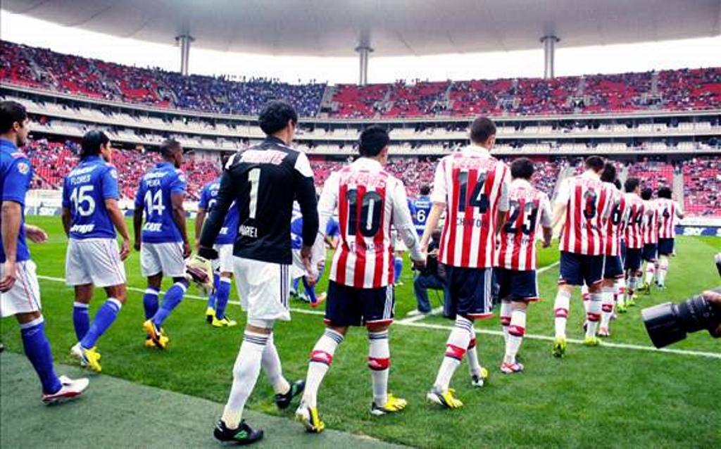 0027.AGOSTO.2015_LigaMX_Chivas vs Cruz Azul