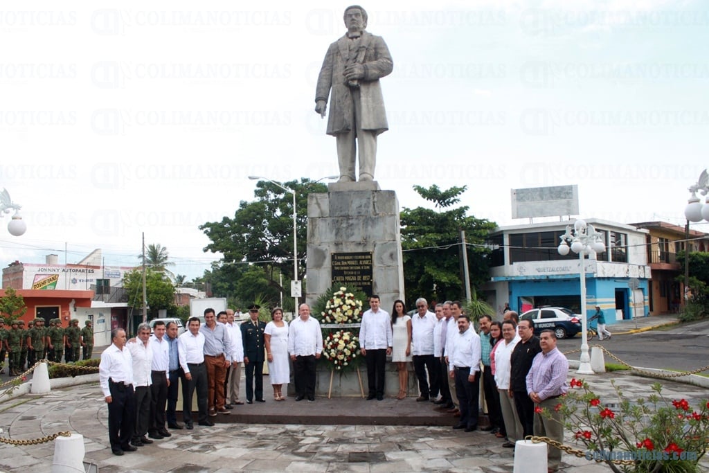 MANUEL ÁLVAREZ aniversario