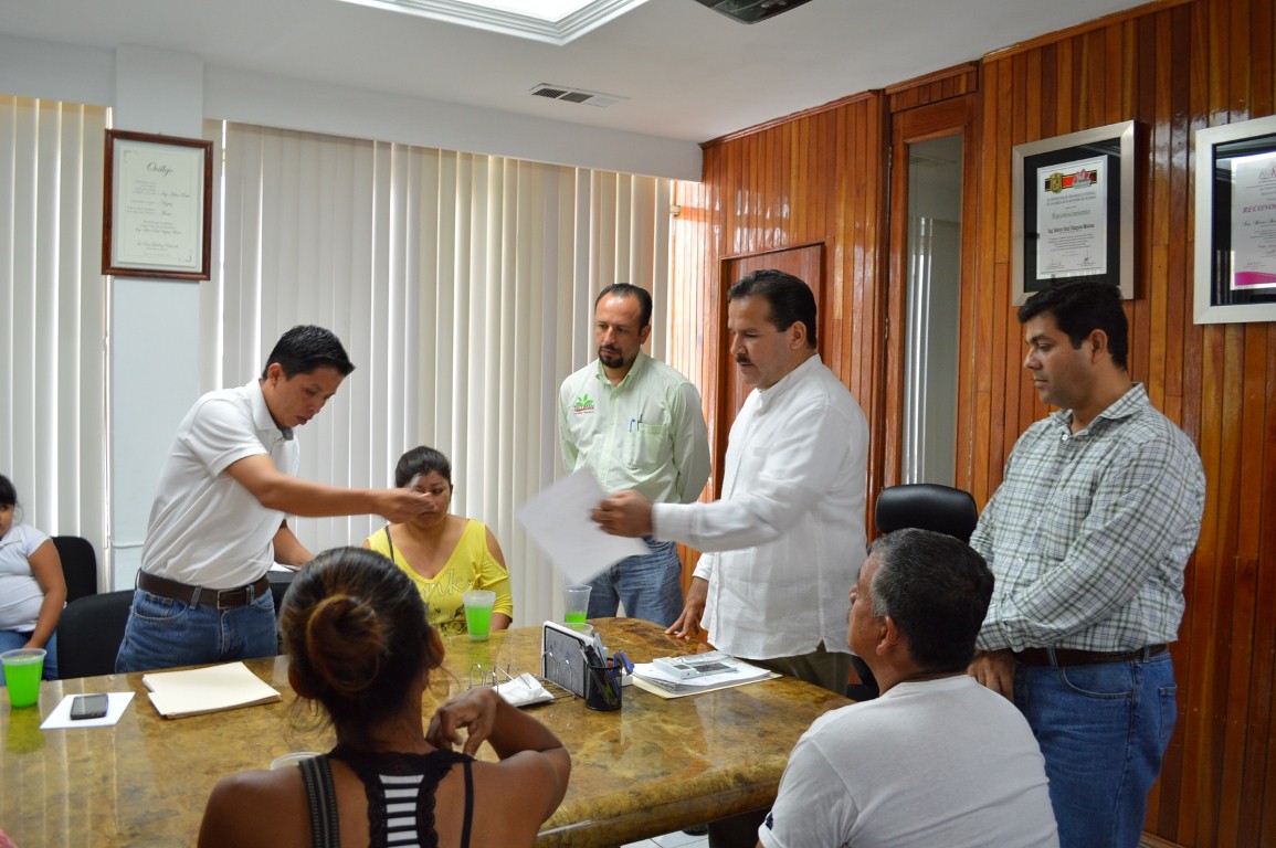 piden servicios division del norte (Medium)