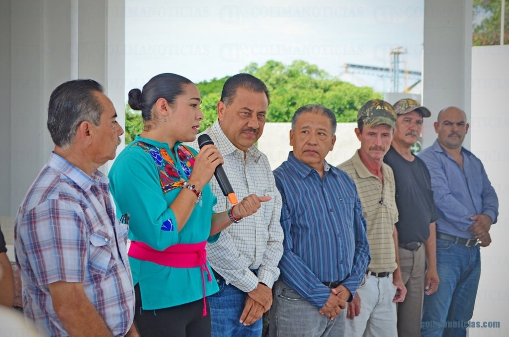 Indira Vizcaíno entrega primera etapa de obra del panteón de Buenavista_03