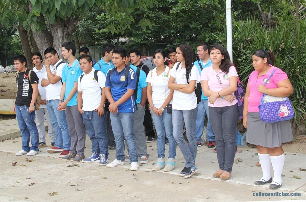 TELEBACHILLERATO estudiantes