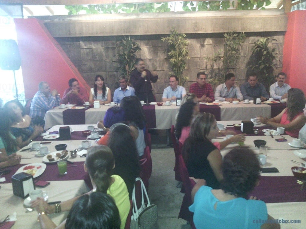 hector insua rueda de prensa 4 sept