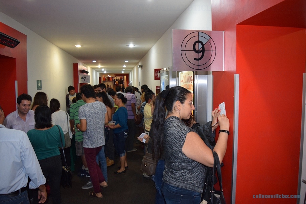 Al finalizar la película -Club Sándwich- el productor Jaime Bernardo Ramos interactuó con el público de Cinemex (5)