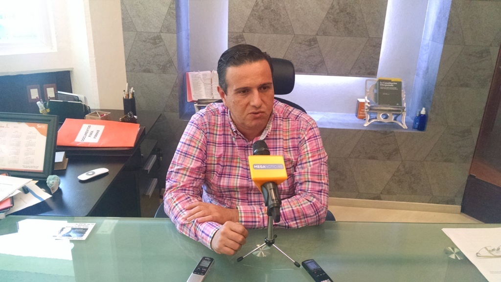 JAVIER PINTO TORRES DEJA LA SECCION 6 DEL SNTE