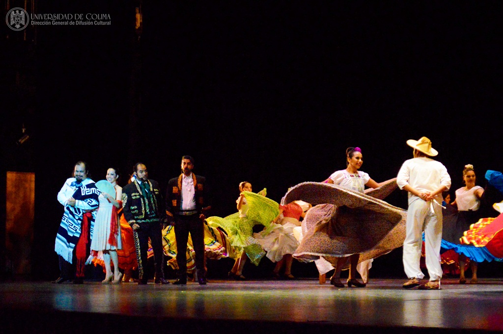 Musical Mexicanísimo en Teatro Universitario_a