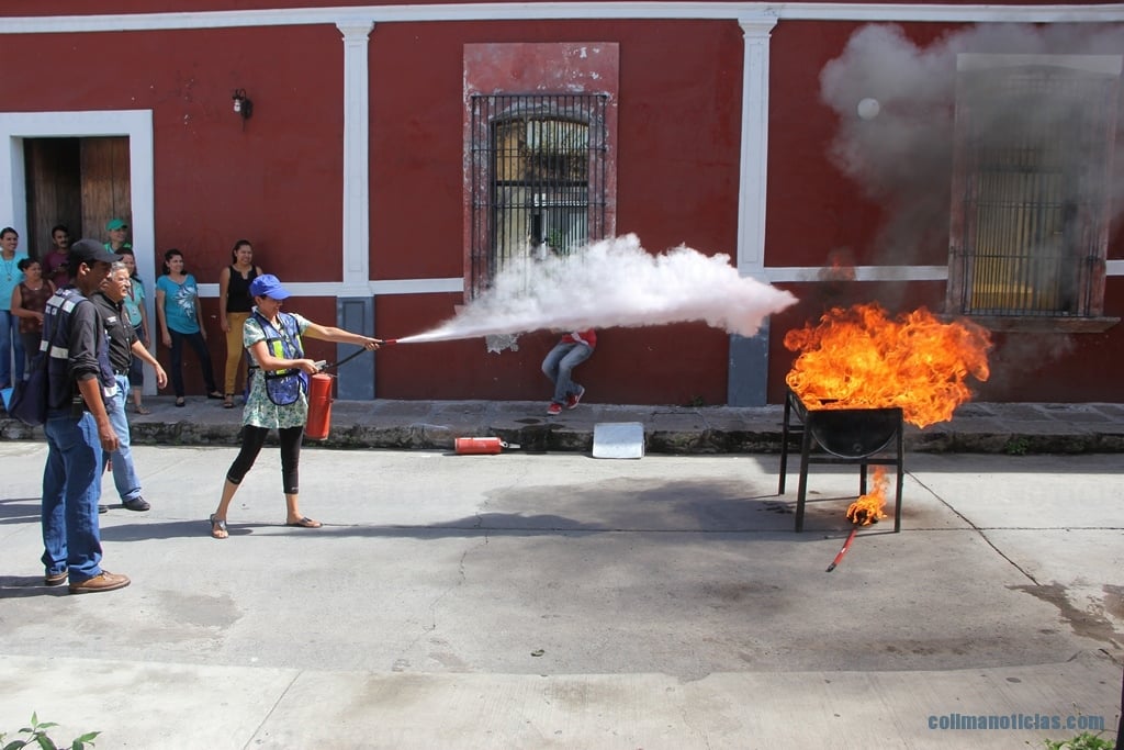 simulacro colima fuego