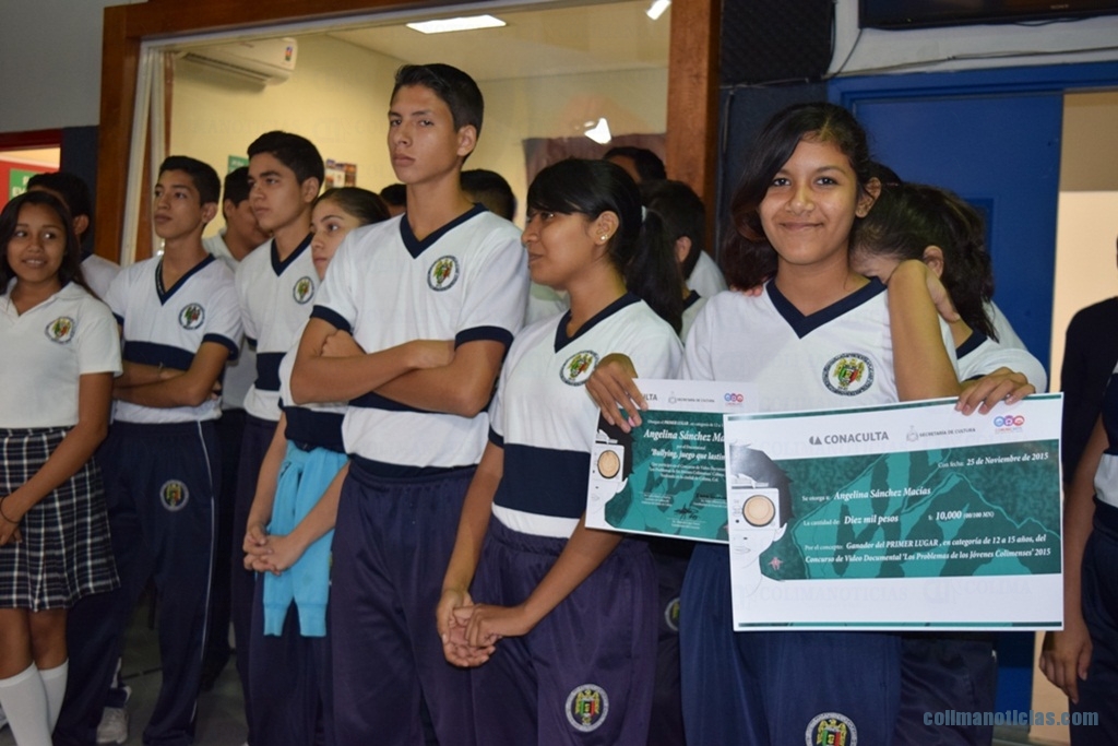 Angelina Sánchez Macías, ganadora del Concurso de Video Documental para Jóvenes