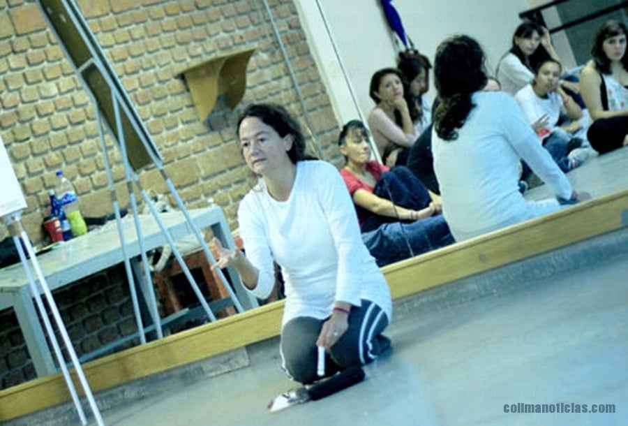 Juliana Faesler dará taller gratuito sobe manejo de cuerpo a interesados en teatro y danza