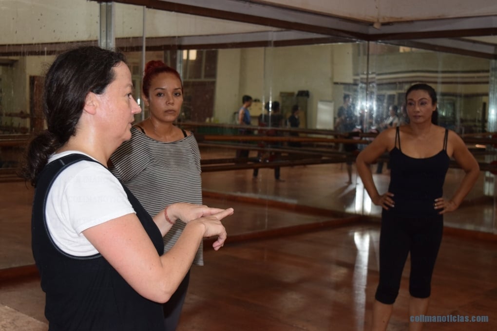 La dramaturga y escenógrafa Juliana Faesler inició taller para interesados en la danza y el teatro, en Casa de la Cultura de Colima (1)