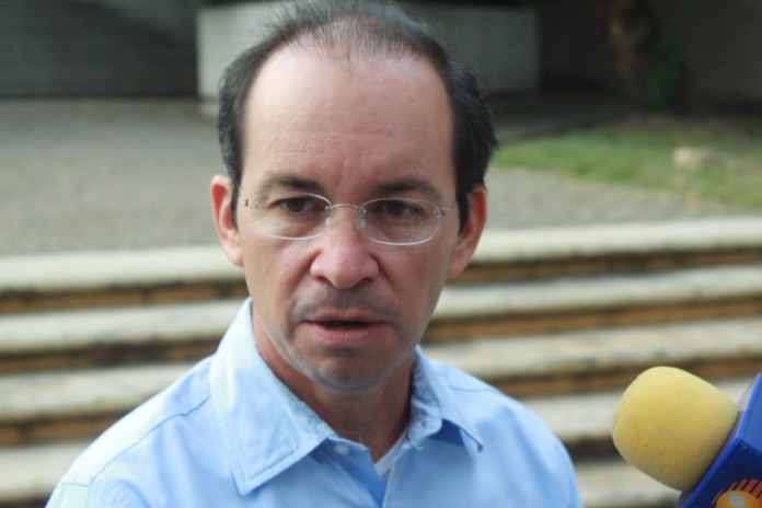 Armando Figueroa
