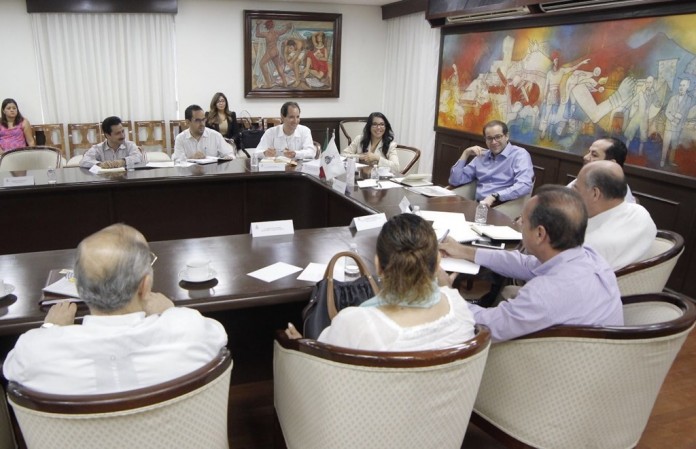 reunion-colima-gobierno