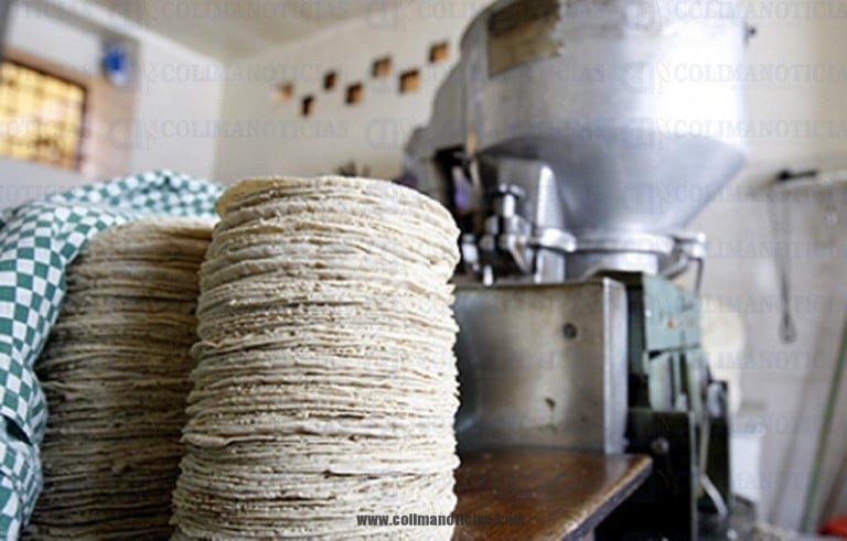 Tortilleros buscan incrementar de 15 a 17 pesos el kilo en Colima 