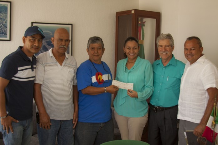 Apoya Gabriela Benavides a adultos mayores para participar en torneo nacional de cachibol