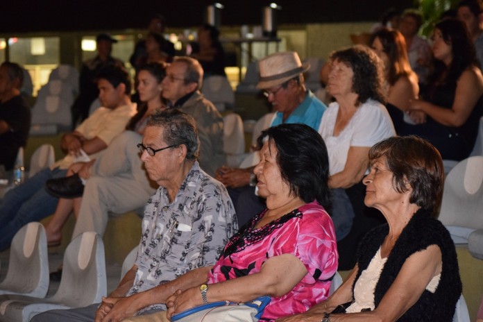 Octavio Slaiza presentó su disco -Vidagrafía- en Noches de Café