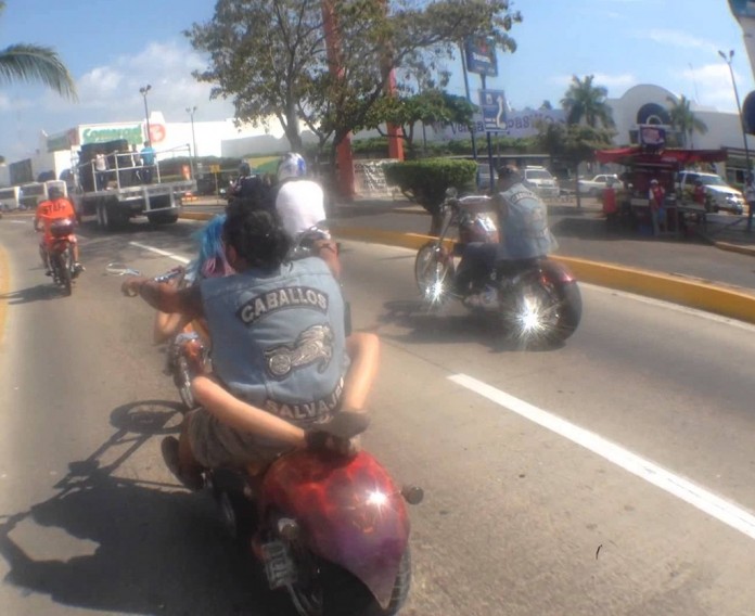 motociclistas-manzanillo