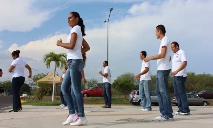 0051.ABRIL.2016_Activación Física SSA