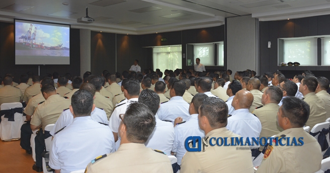 Visita de la Escuela Superior de Guerra al Puerto de Manzanillo 2