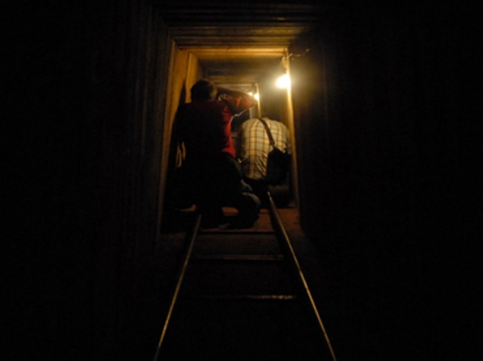 tunel robo combustible