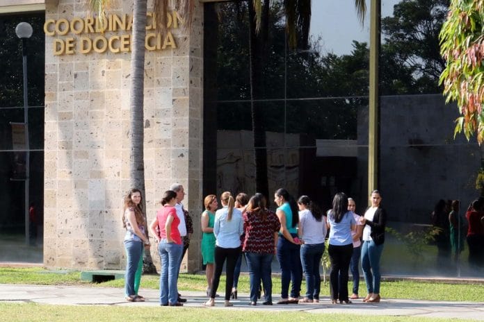 Simulacro de evacuación en la UdeC