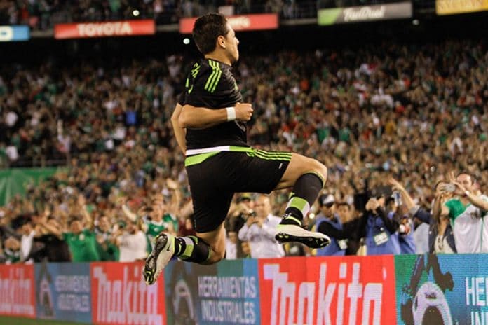 0275.MAYO.2016_Chicharito