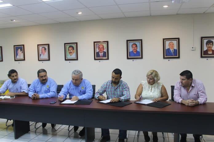 Conviene Tecnológico de Colima con Ayuntamiento de Coquimatlán en beneficiar a sus habitantes