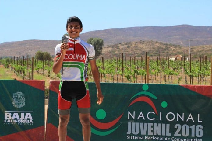 0196.JULIO.2016_“Nayro” Villavicencio_Plata en ON2016