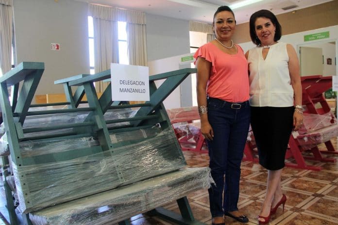 Entrega a Delegada Edna Irela Velázquez
