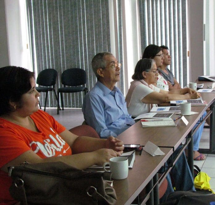Finalizó taller de publicación en Amazon