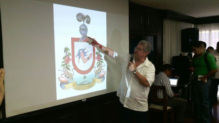 Presentan nuevo Escudo del Estado de Colima