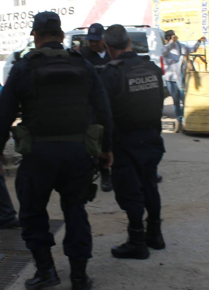 detienen a AGRESIVO