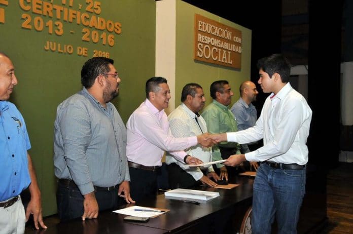 egresados udec