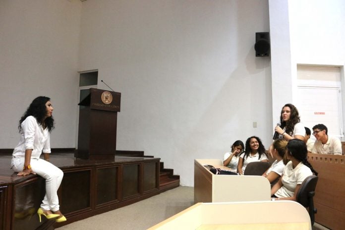 Escuela de Cuadros en Manzanillo