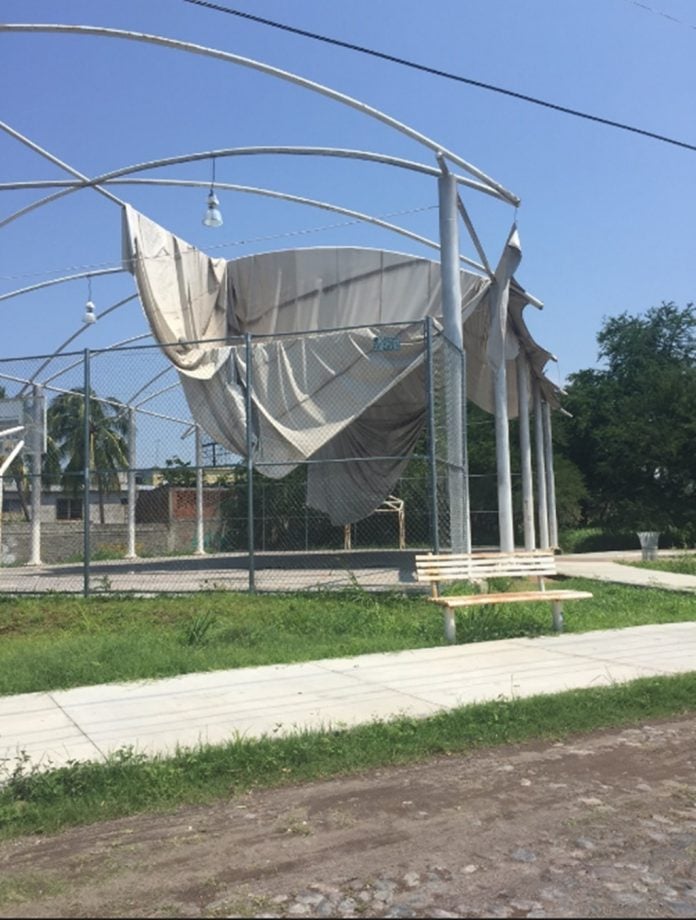 cae techumbre de cancha