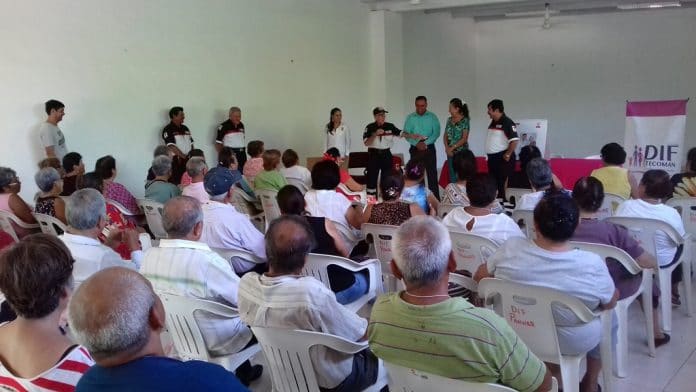 charla cruz roja a adultos mayores