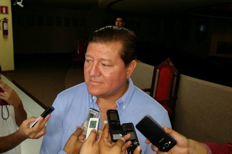 Reprocha Ladino que no haya posturas de partidos en informe