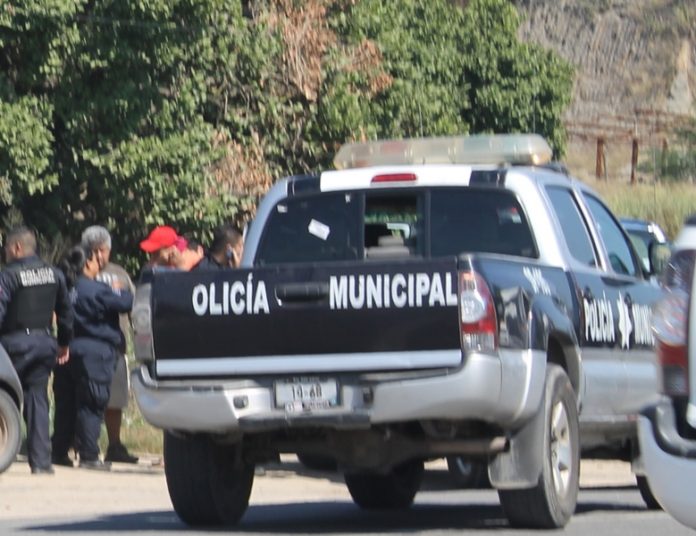 policía manzanillo detenidos