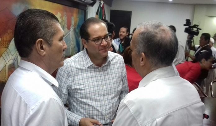 nacho-buscara-ubicar-a-colima-en-el-primer-lugar-del-doing-business