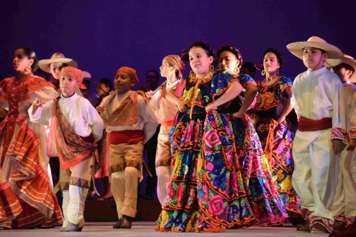 el-ballet-folklorico-infantil-los-ninos-de-colima