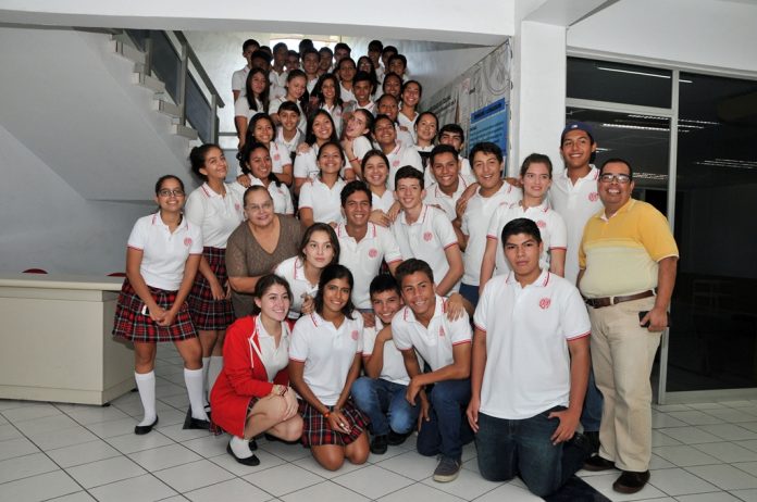 evaluacion-de-trabajos-en-1-a-expo-ciencia-regional-de-prototipos-didacticos-j