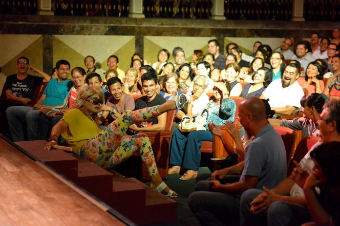 la-compania-teatral-la-desfachate-presentara-el-monologo-mas-vale-solas-que-mal-acompanadas
