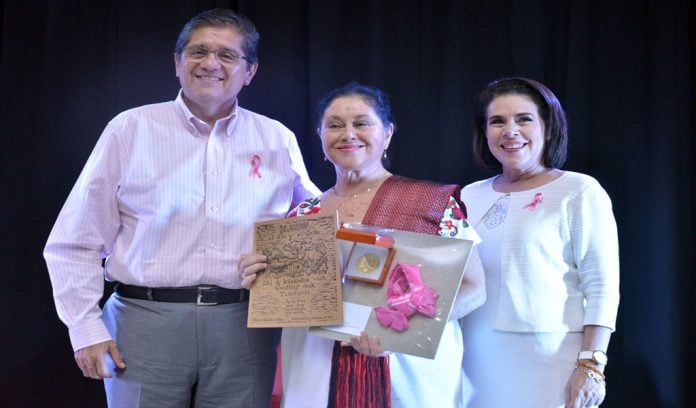 rector-jose-eduardo-hernandez-angelica-aragon-y-alicia-lopez-de-hernandez