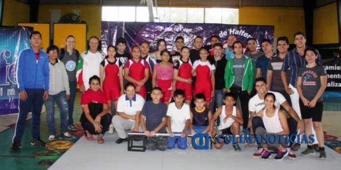 0076-noviembre-2016_feco2016_levantamiento-de-pesas