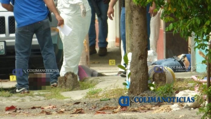 ejecutan-a-un-hombre-y-una-mujer-en-la-colonia-la-floresta-ii-en-tecoman